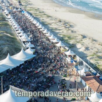Temporada Verão 2025 em Laguna : programação esportiva e agenda musical na Praia do Mar Grosso