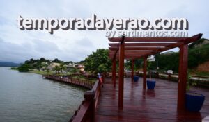 Deck Pôr do Sol na Lagoa de Araçatiba em Maricá - temporadaverao.com