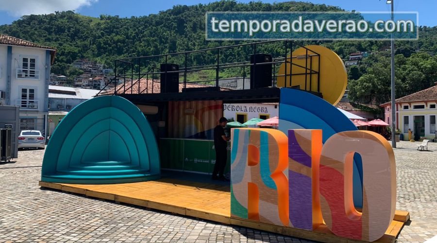 Programação musical Verão #tônoRio na Praça do Peixe em Angra dos Reis
