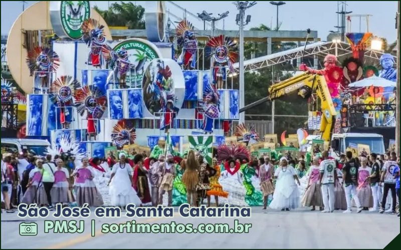 Temporada verão 2025 em São José : Projeto Samba e ensaio da Escola de Samba Jardim das Palmeiras na Avenida Beira-Mar