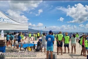 Projeto “Dazum Banho”, da Habitasul, promoveu mutirão de limpeza e educação ambiental na praia de Jurerê Internacional